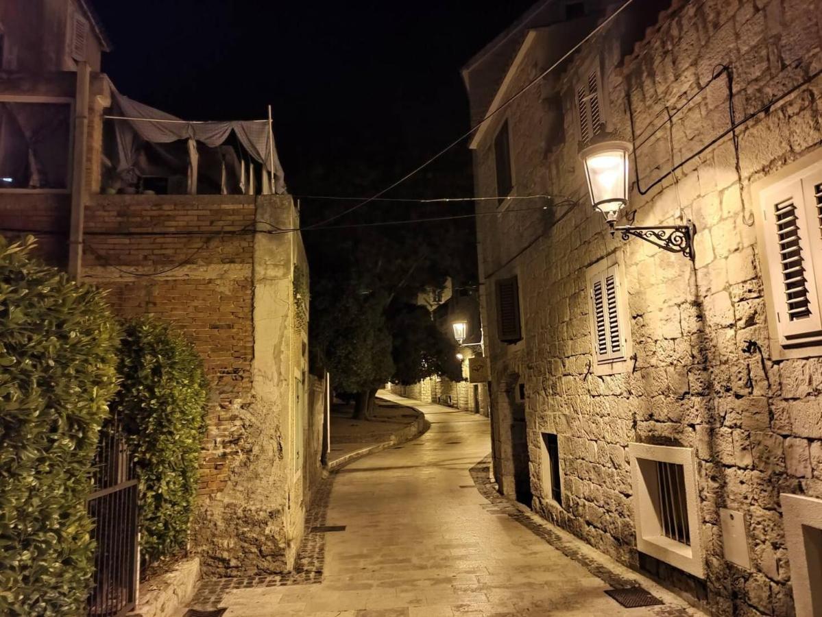 Ferienwohnung The Center Of Split, Renovated Stone House Exterior foto