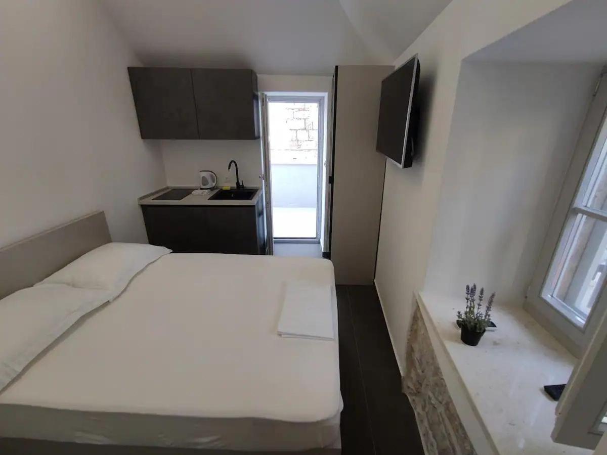 Ferienwohnung The Center Of Split, Renovated Stone House Exterior foto