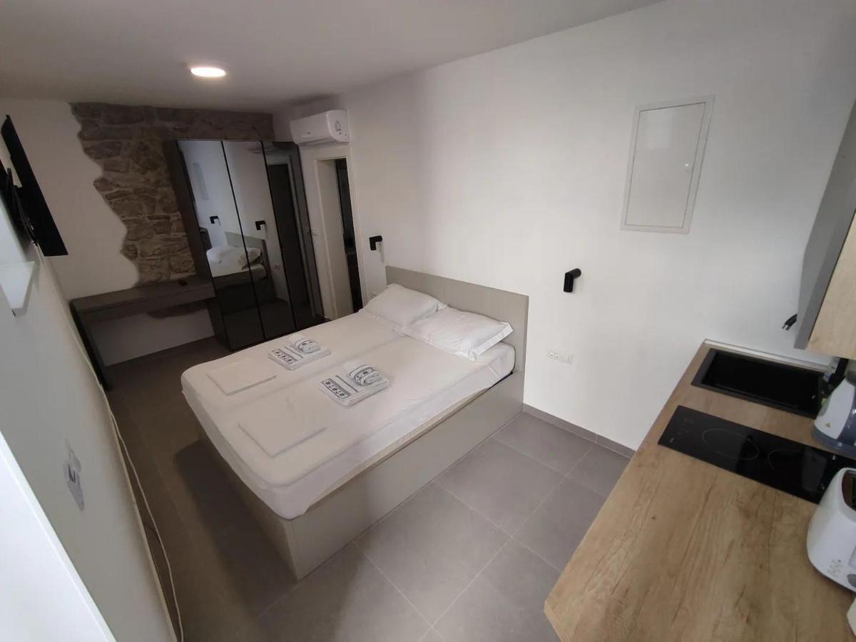 Ferienwohnung The Center Of Split, Renovated Stone House Exterior foto